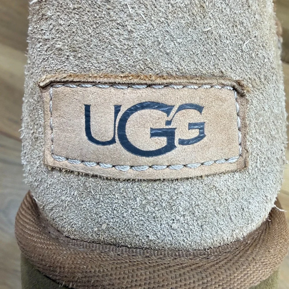 UGG Australia Classic Tall Boots Womens 8 Chestnut Suede Cozy Cottage Core Fur